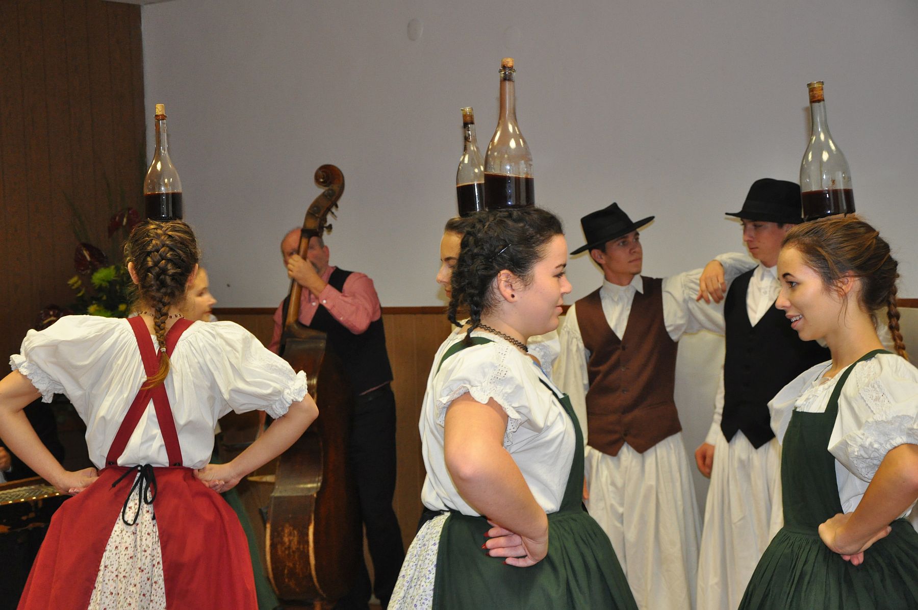 Ünnepi műsor a Gárdonyi Géza Művelődési Ház 60. születésnapján